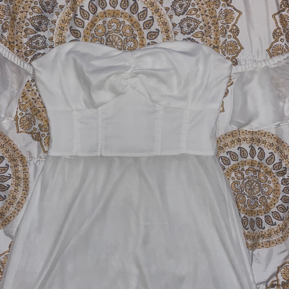 Gianna Bini bodice dress. White. Size 10